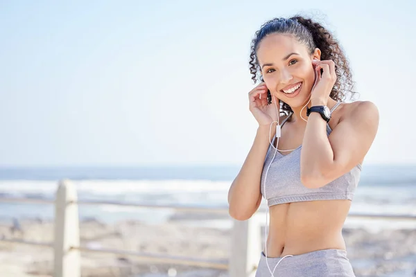 Take Notch Young Woman Listening Music Workout — Foto Stock