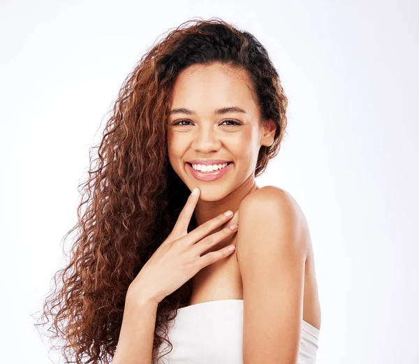 Covered Giggles Portrait Beautiful Young Woman Showing Her Natural Curly — Fotografia de Stock