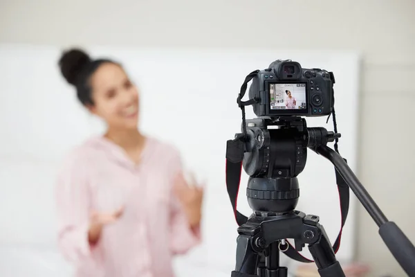 Follow More Tips Young Woman Using Camera Record Video Her — Stockfoto