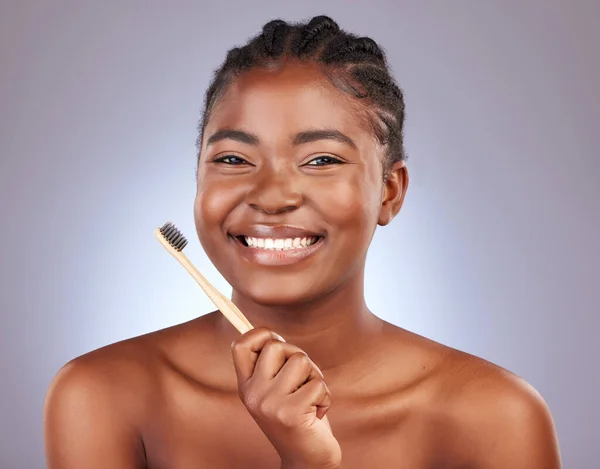 Brush Floss Twice Day Studio Shot Beautiful Young Woman Brushing — Stockfoto