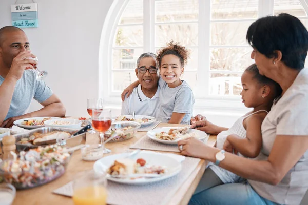 Bringing Together People Love Most Family Having Lunch Together — Foto de Stock