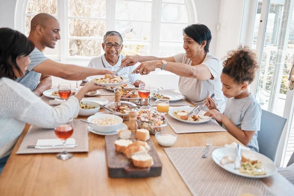 Its Been Too Long Family Having Lunch Together — Foto de Stock