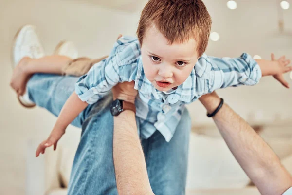 Adorable Little Caucasian Boy Lift Air His Father Can Pretend — Foto de Stock