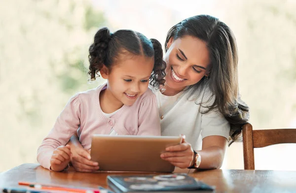 Smiling Mother Homeschooling Her Daughter Digital Tablet Mixed Race Woman — Stok fotoğraf