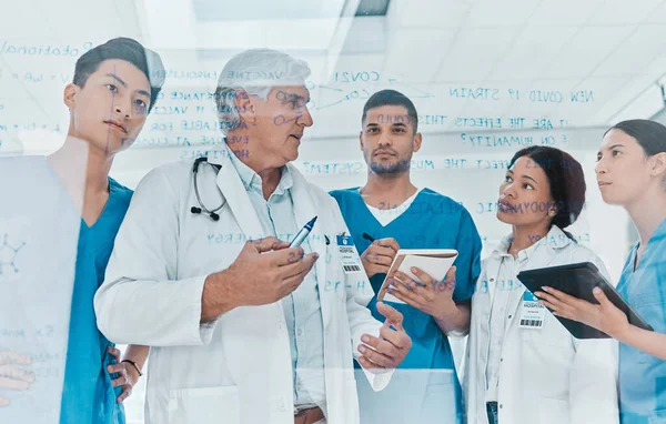 Many Changes Happening Need Keep Group Medical Practitioners Brainstorming Notes — Stockfoto