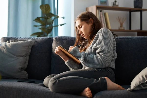 Anxious Young Woman Writing Her Journal — Fotografia de Stock