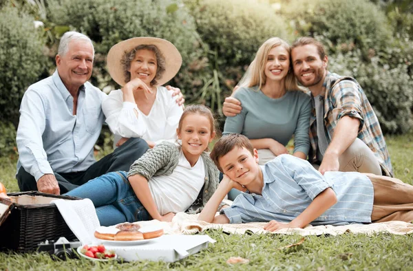 Appreciating Our Loved Ones Multi Generational Family Spending Time Together — Foto Stock