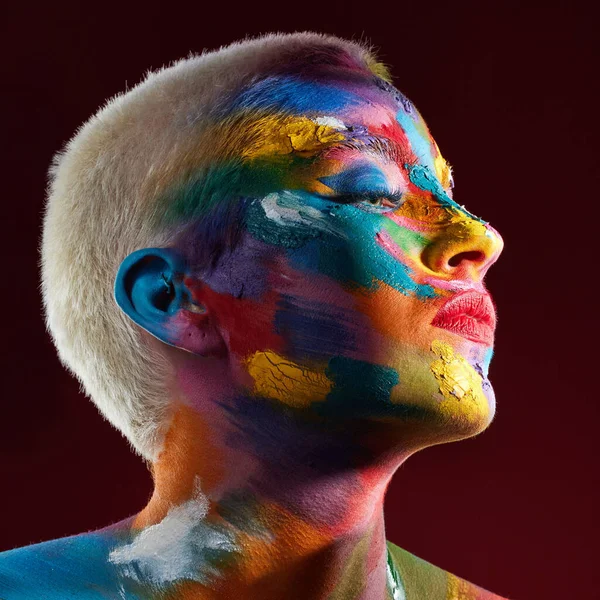 Live Rainbow Chaos Studio Shot Young Woman Posing Multi Coloured — Φωτογραφία Αρχείου