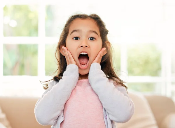 Cant Believe Little Girl Looking Shocked Home — Foto de Stock