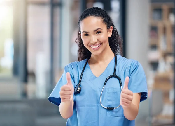 Two Thumbs Good Healthcare Young Female Doctor Showing Thumbs Hospital — 스톡 사진