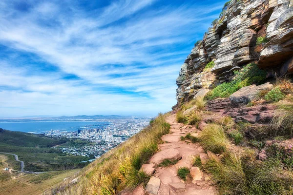 Beautiful Scenic View Mountains Hiking Walking Trail Surrounded Foliage Plants — Stock Fotó