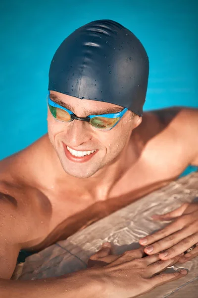 Dominating Water Handsome Young Male Athlete Swimming Olympic Sized Pool — 图库照片