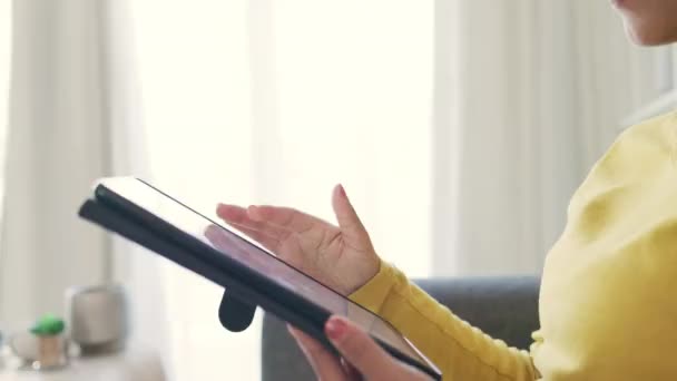Hands Woman Using Digital Tablet Browse Internet Watch Movies Online — Vídeo de Stock