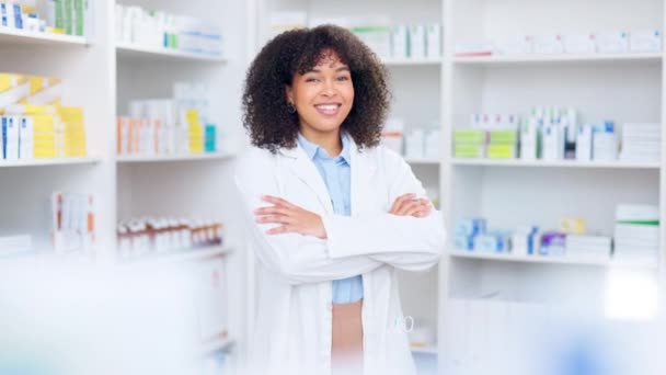 Confident African American Chemist Standing Front Her Medicine Shelves Expert — Stockvideo