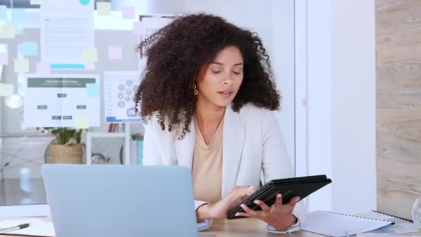 Software Analyst Typing Laptop Comparing Tablet While Analysing Business Company — Stock Video