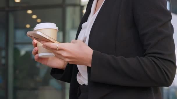 Business Woman Texting Phone Drinking Coffee City Closeup Hands Corporate — Stock videók
