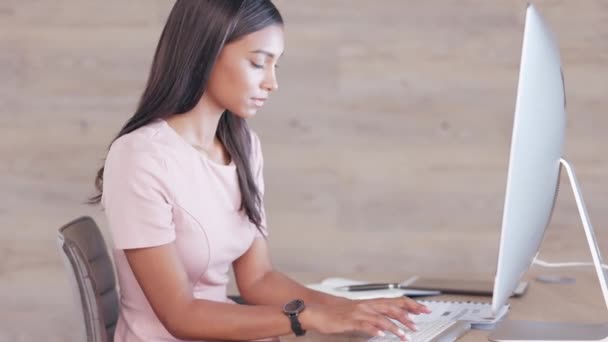 Female Psychologist Working Schedule Online Appointments Making Notes Her Calendar — Vídeos de Stock