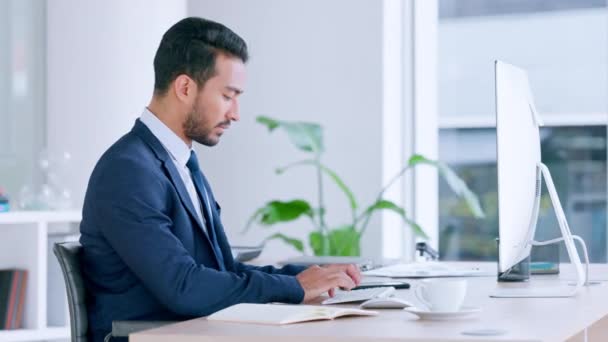 Business Man Typing Browsing Computer While Working Office Portrait One — Wideo stockowe