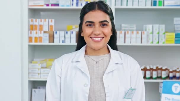 Smiling Doctor Working Pharmacy Counter Clinic Hospital Friendly Pharmacist Laughing — Vídeo de Stock