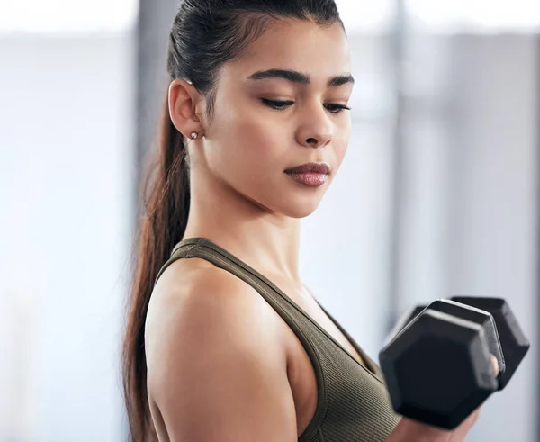 Mind Matter Young Woman Working Out Dumbbell Weights Gym – stockfoto