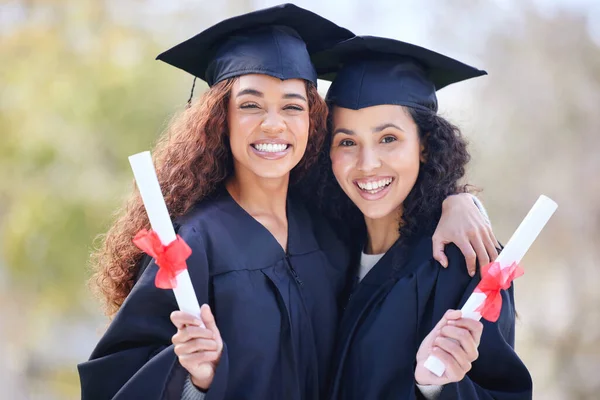 Best Yet Come Portrait Two Young Women Holding Diplomas Graduation — Foto Stock