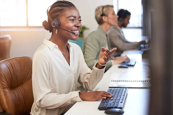 Your Problem Our Solution Beautiful Young Woman Working Call Center — Stockfoto