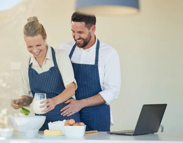 Were Going Best Bakers Young Couple Cooking Together Home — Photo