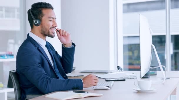 Call Center Agent Talking Clients Giving Them Advice Best Sales — Stock videók