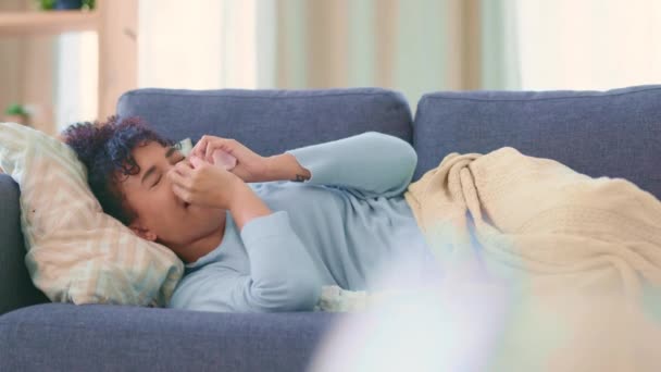 Woman Sick Flu Couch Home Sneezing Blowing Her Nose Young — Stok video