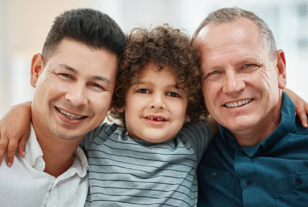 Teaching Younger Generation Young Man His Father Spending Time His — Stok fotoğraf