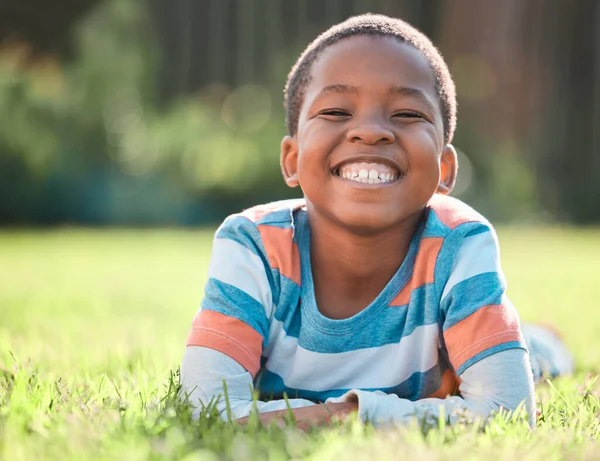 Everyone Says Have Most Adorable Smile Young Boy Lying Grass — Stockfoto