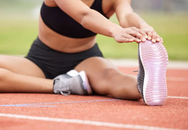 Final Stretch Unrecognizable Female Athlete Going Her Warmups Out Track — Stock fotografie