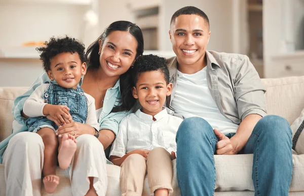 She Our Queen Young Family Happily Bonding Together Sofa Home — Foto de Stock