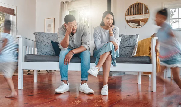 Cant Believe You Let Far Young Couple Looking Stressed Home — Stock Photo, Image