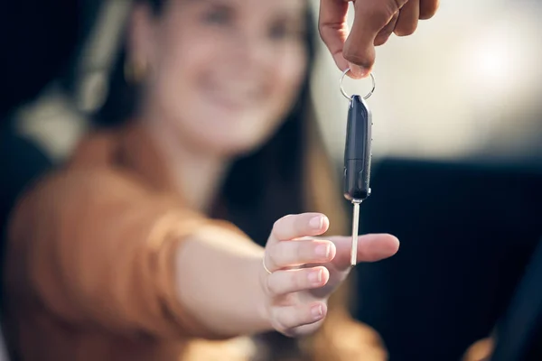 Celebrate Small Victories Unrecognizable Woman Getting Her New Car Key — ストック写真