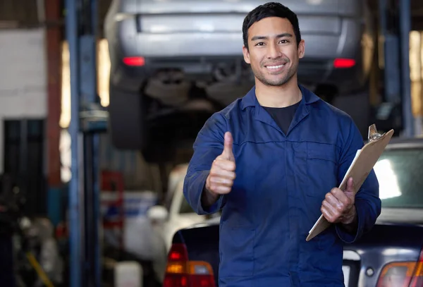 Youve Passed Cropped Portrait Handsome Young Male Mechanic Giving Thumbs — Fotografia de Stock