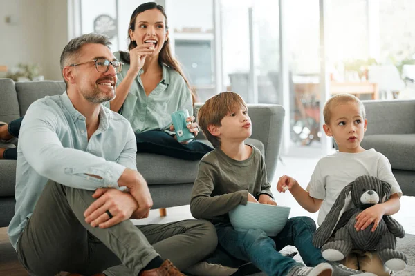 Were Watching Our Favourite Movie Young Family Watching Together Home — Foto Stock