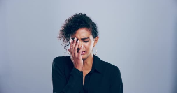 Video Footage Young Woman Crying Grey Background — Stock Video