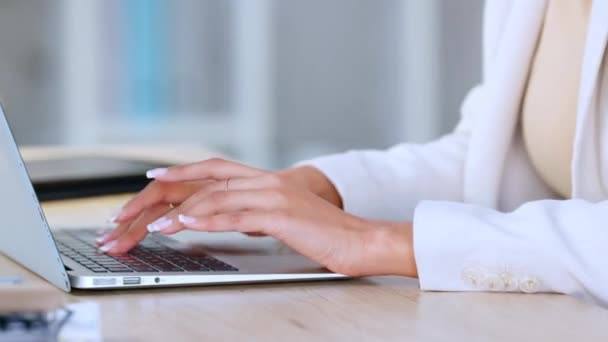 Woman Hands Rushing Meet Deadline Closeup Typing Admin Clerk Working — Αρχείο Βίντεο