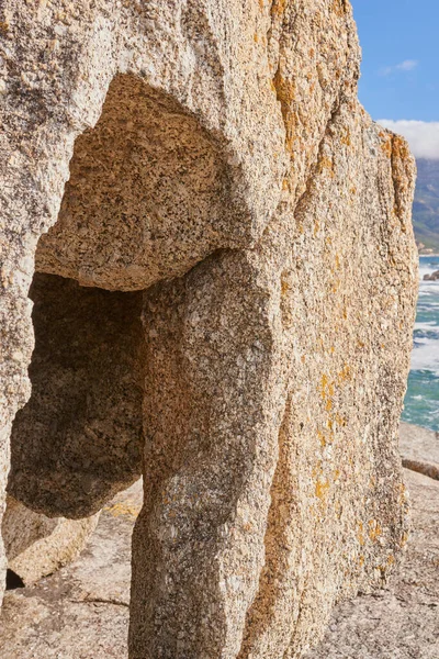 Closeup Crevice Gully Formed Erosion Sea Water Large Boulder Sandstone — стоковое фото