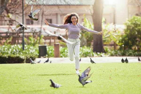 Embrace Freedom Young Woman Chasing Birds Park — 스톡 사진