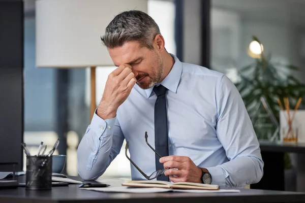 Shouldnt Have Skipped Breakfast Mature Businessman Experiencing Headache While Sitting — Φωτογραφία Αρχείου