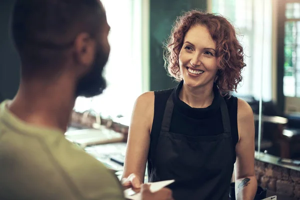 Look Forward Pampering You Again Young Hairdresser Standing Giving Her — Stock Photo, Image