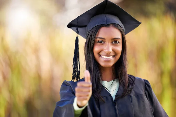 Substitute Education Cropped Portrait Attractive Young Female Student Celebrating Graduation — Foto Stock