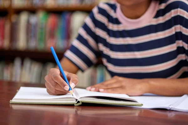 Books Best Weapon World Unrecohnizable Woman Studying College Library — Foto Stock