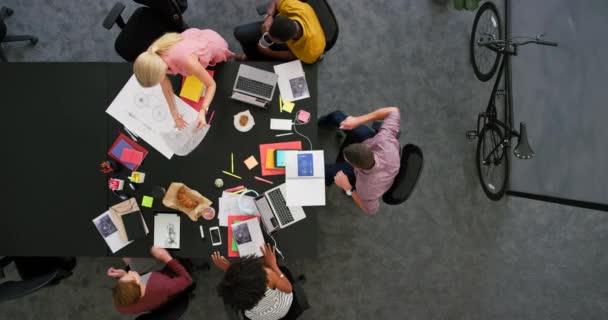 Engineers Brainstorming Ideas Product Trendy Office Overhead Diverse Team Innovative — Αρχείο Βίντεο