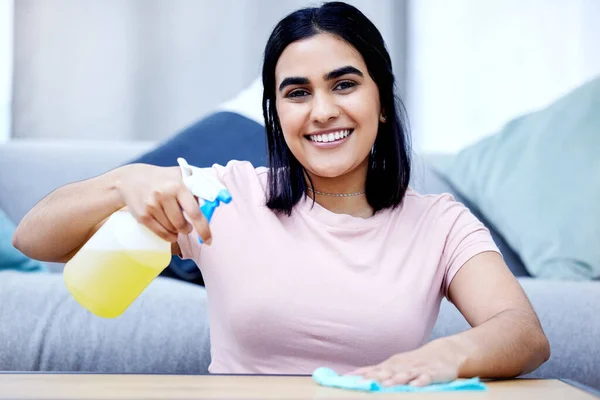Just Needs Good Wipe Young Woman Cleaning Table Home — Stockfoto