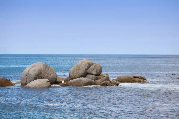 Copy Space Sea Rocks Ocean View Calm Serene Peaceful Beach — Foto de Stock