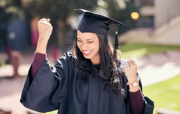 All Takes Perseverance Attractive Young Female Student Celebrating Graduation Day — Photo