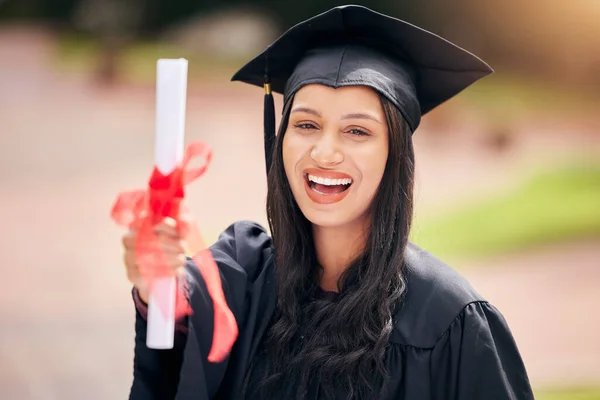 Let Celebrations Begin Cropped Portrait Attractive Young Female Student Celebrating — стоковое фото